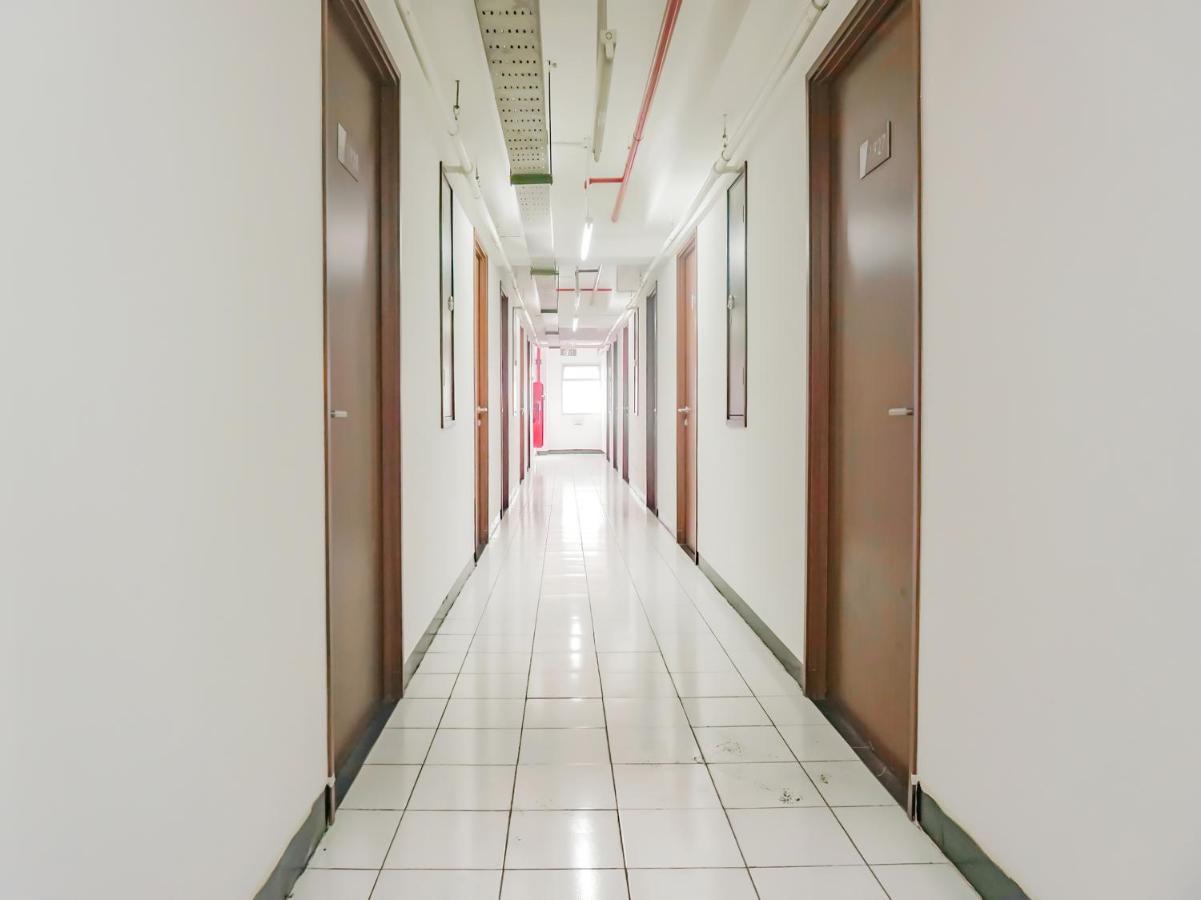 בוגור Oyo 90241 Sirooms Apartmen Gunung Putri מראה חיצוני תמונה