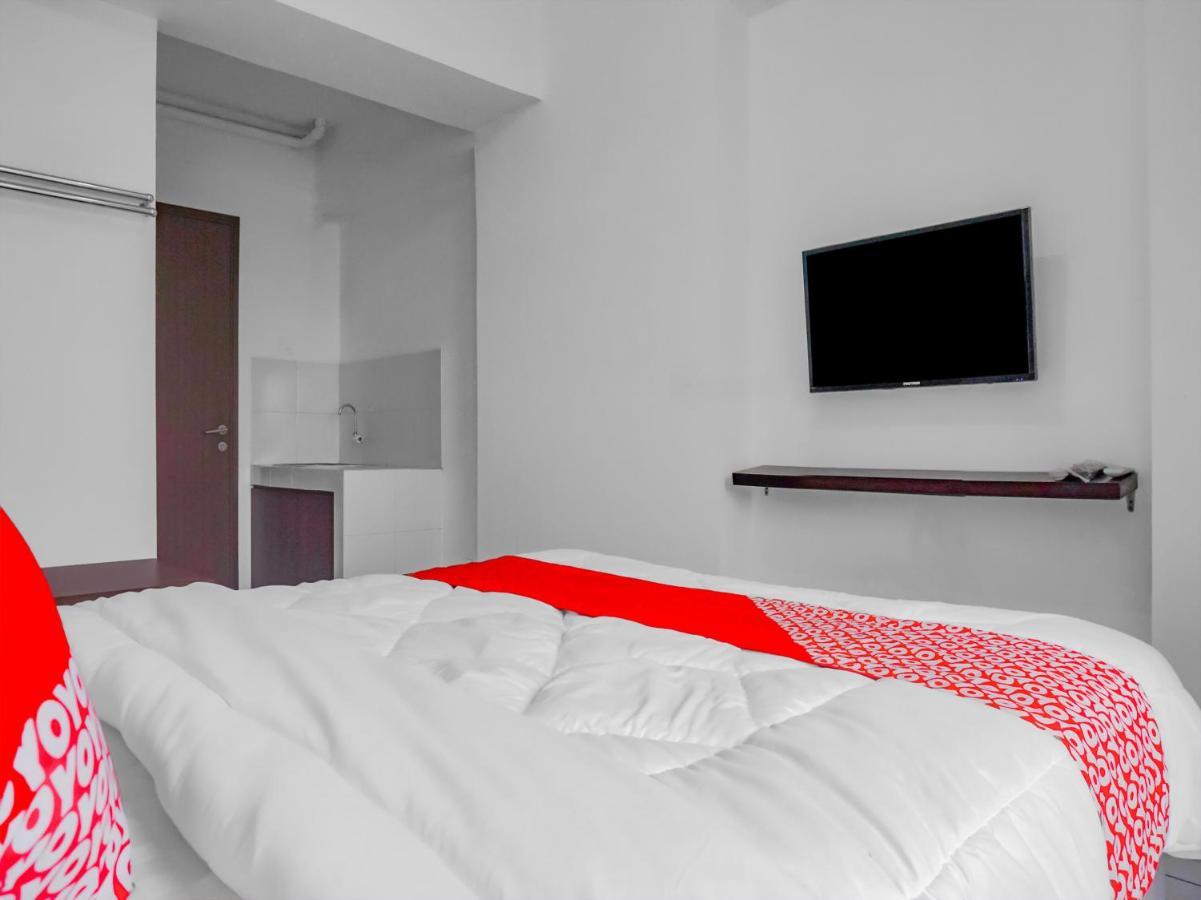 בוגור Oyo 90241 Sirooms Apartmen Gunung Putri מראה חיצוני תמונה